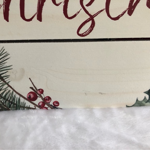 Merry Christmas Wooden Wall Decor, New in Box - Picture 4 of 4